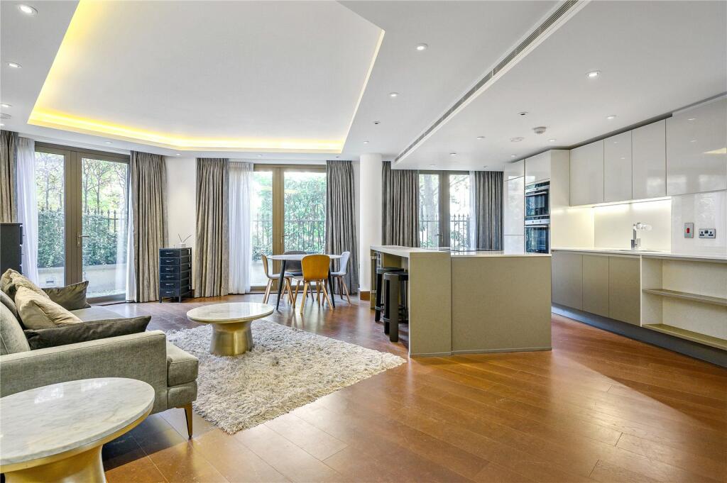 Main image of property: Fetter Lane, London, EC4A