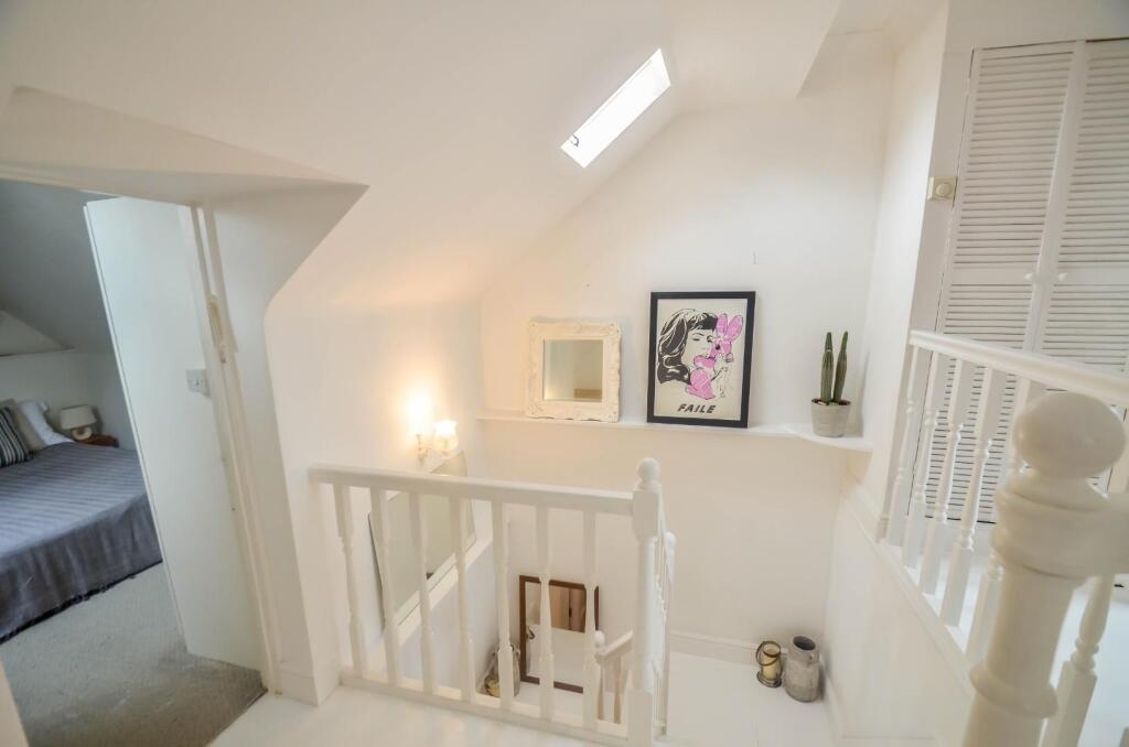 House in Southend-on-Sea - View 5