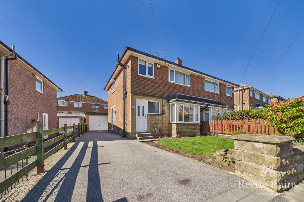 Main image of property: Greenfield Avenue, Oakes, Huddersfield, West Yorkshire, HD3