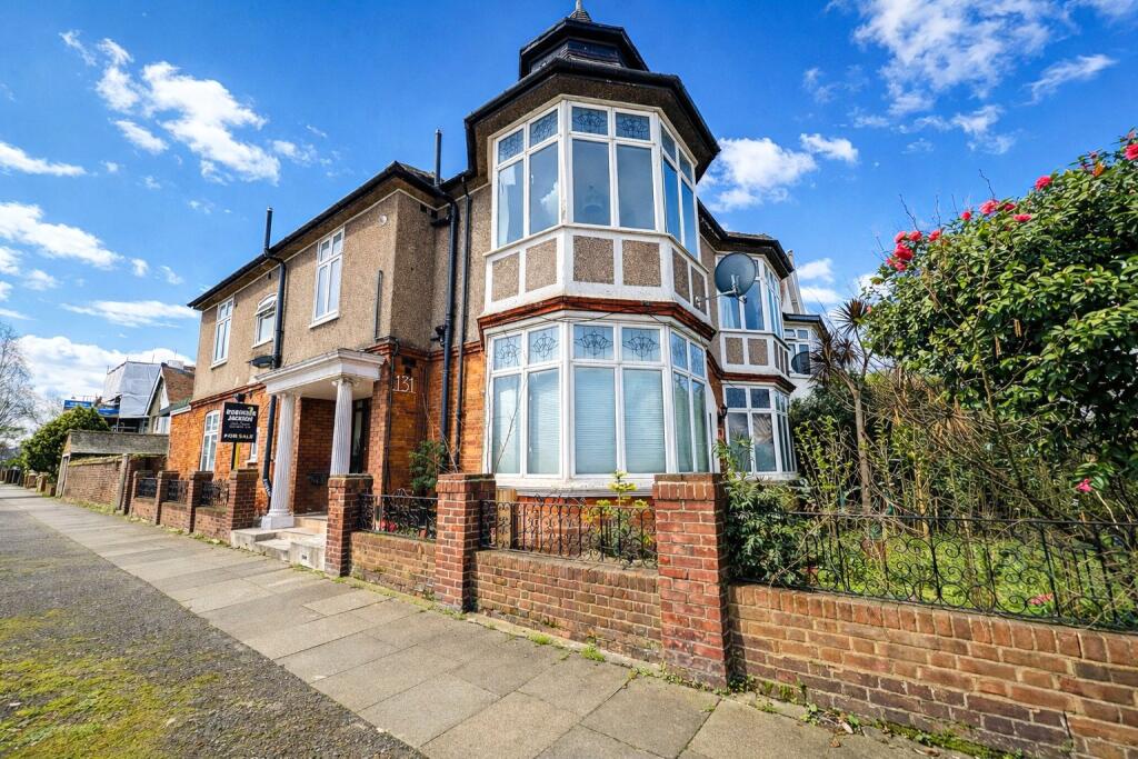 Main image of property: Bromley Road, Catford, London, SE6