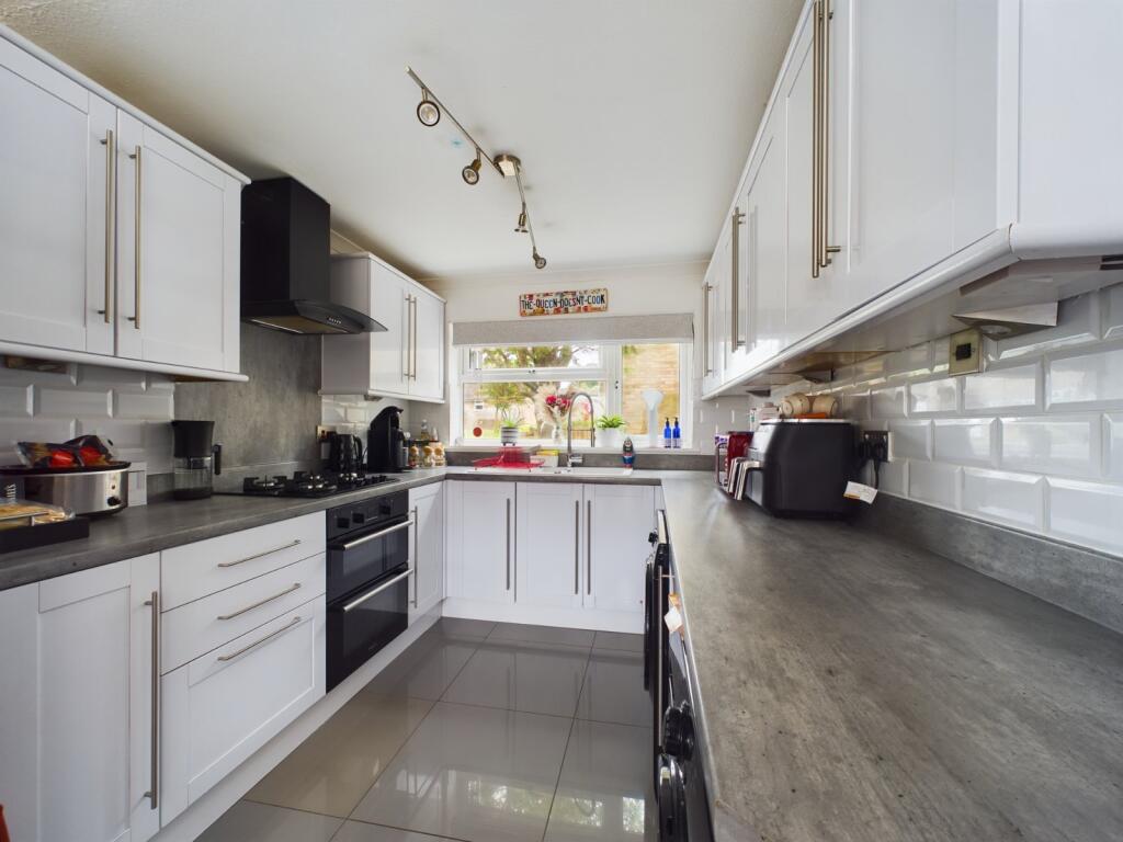 House in Bracknell - View 4