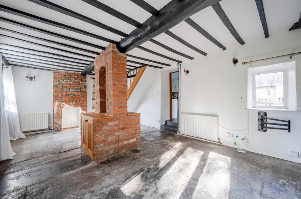 House in Wookey, Worth - More