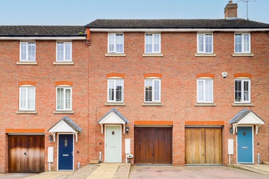 Main image of property: James Drive, Calverton, NG14