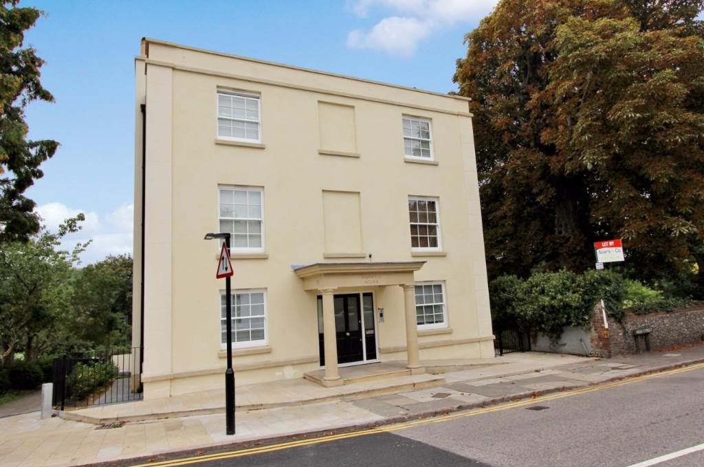 Main image of property: High Street, Old Town, Hemel Hempstead, Hertfordshire, HP1 3AQ