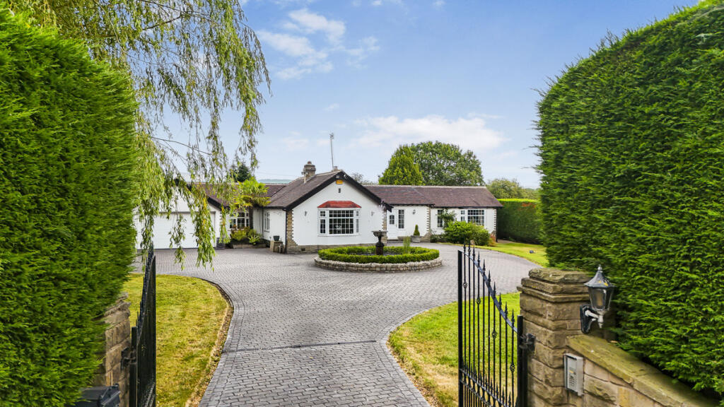 Main image of property: London Road, Adlington, SK10