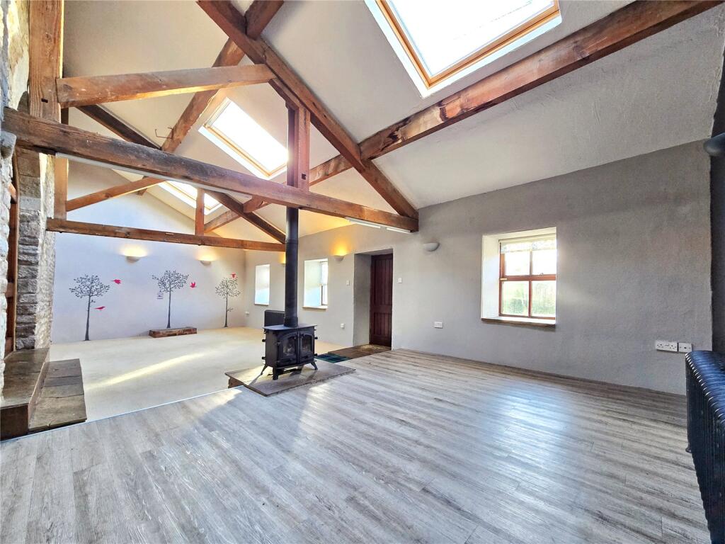 Main image of property: Waggoners Farm Barn, Manchester Road, Habergham Eaves, Burnley, BB11