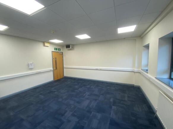 Unit 91 office to let