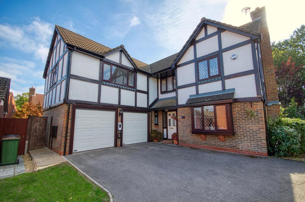 Main image of property: Oak Vale, West End, Hampshire