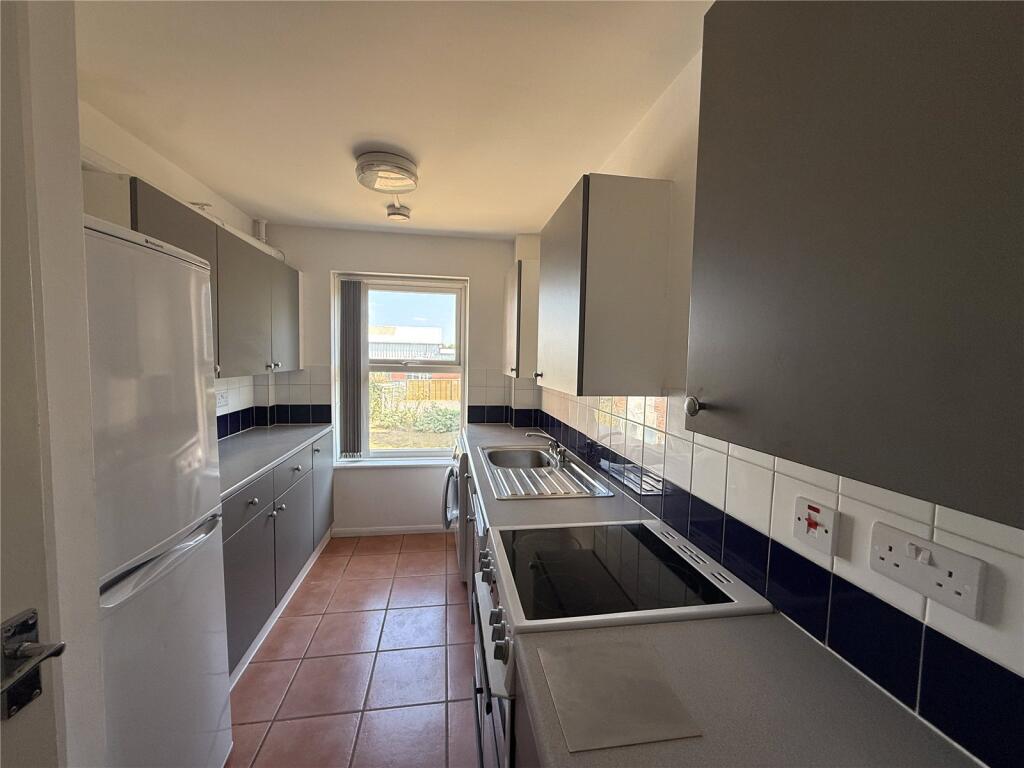 Apartment in Southampton, Merry Oak - View 4