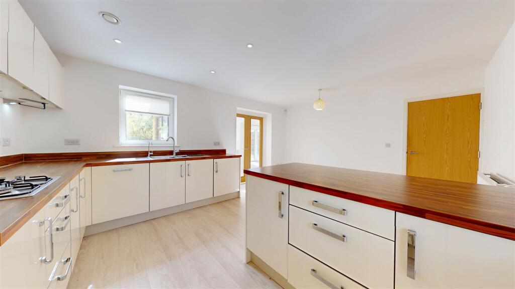 House in Milton Keynes - View 5