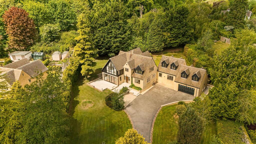 6-bed detached on The Highlands, Painswick, Stroud, £1,750,000