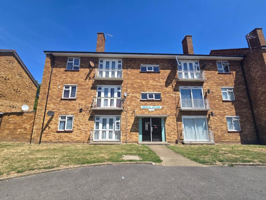 Main image of property: Larch Crescent, Hayes, Greater London, UB4