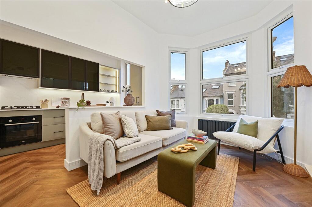 Main image of property: Warbeck Road, London, W12
