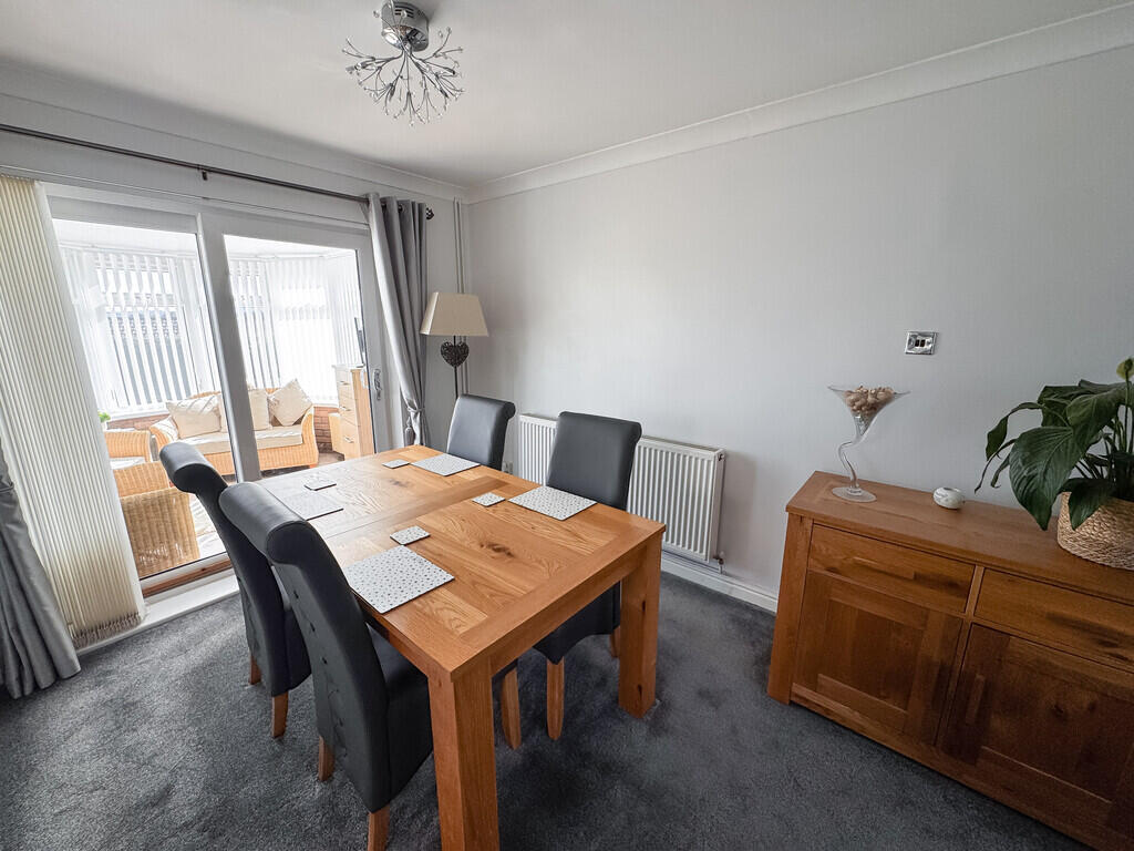House in Newport - View 5