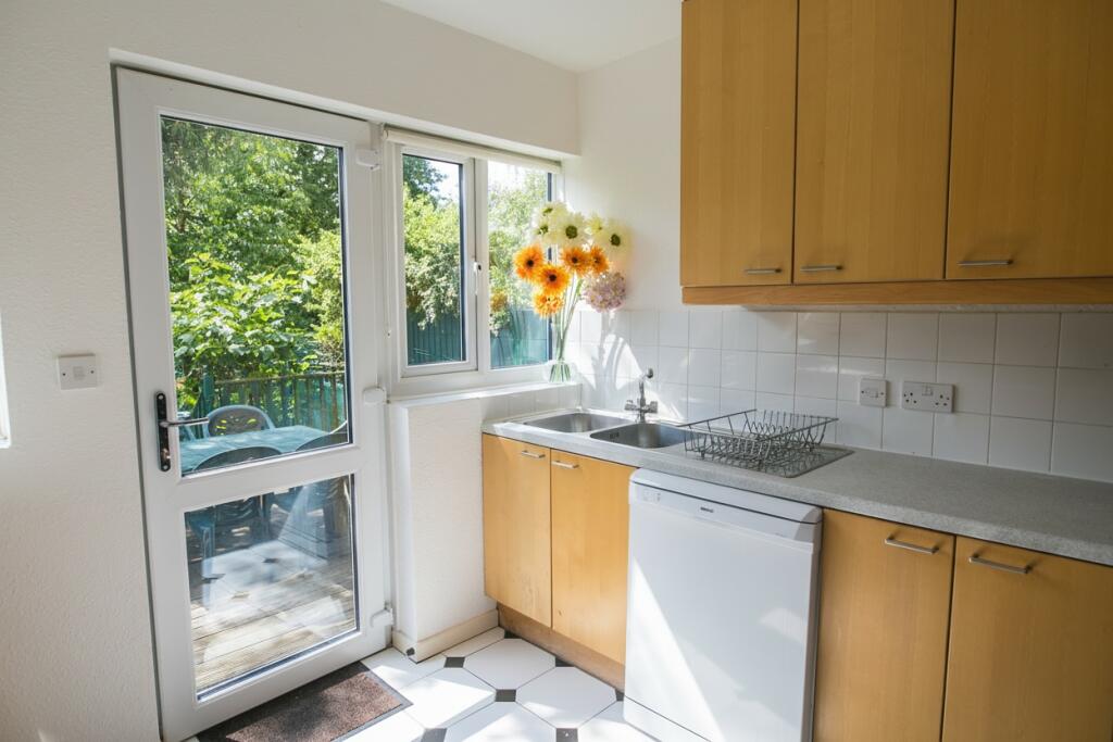 Additional image 3 of Poole Crescent - 4 bed, Harborne, West Midlands, B17