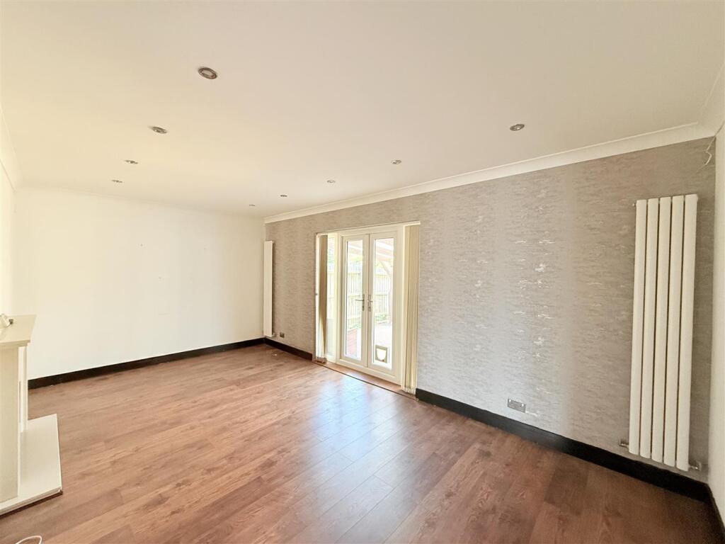 House in Clacton-on-Sea, Great Clacton - More