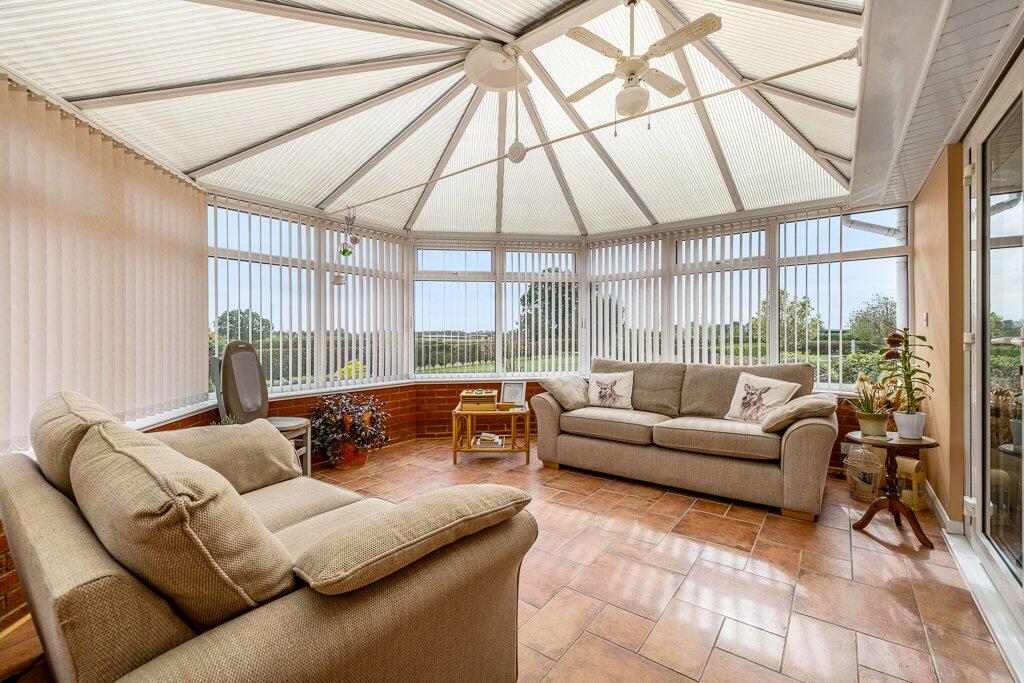 House in West Lindsey, Westwoods, Sturton by Stow - More