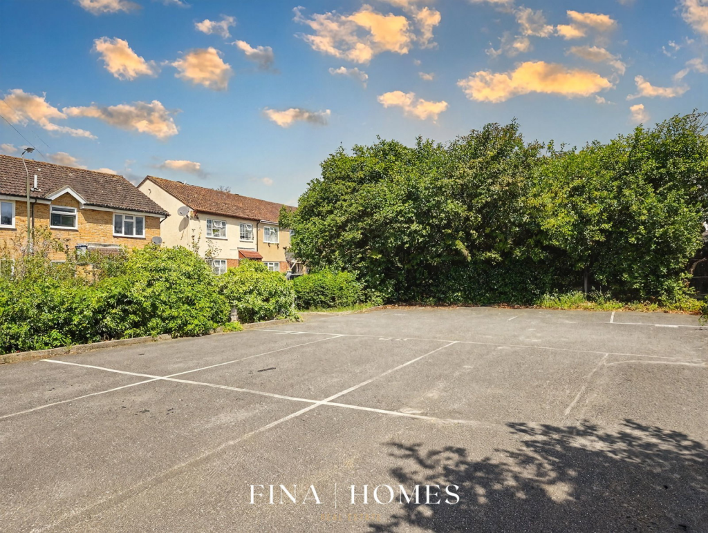 House in Dartford - View 5