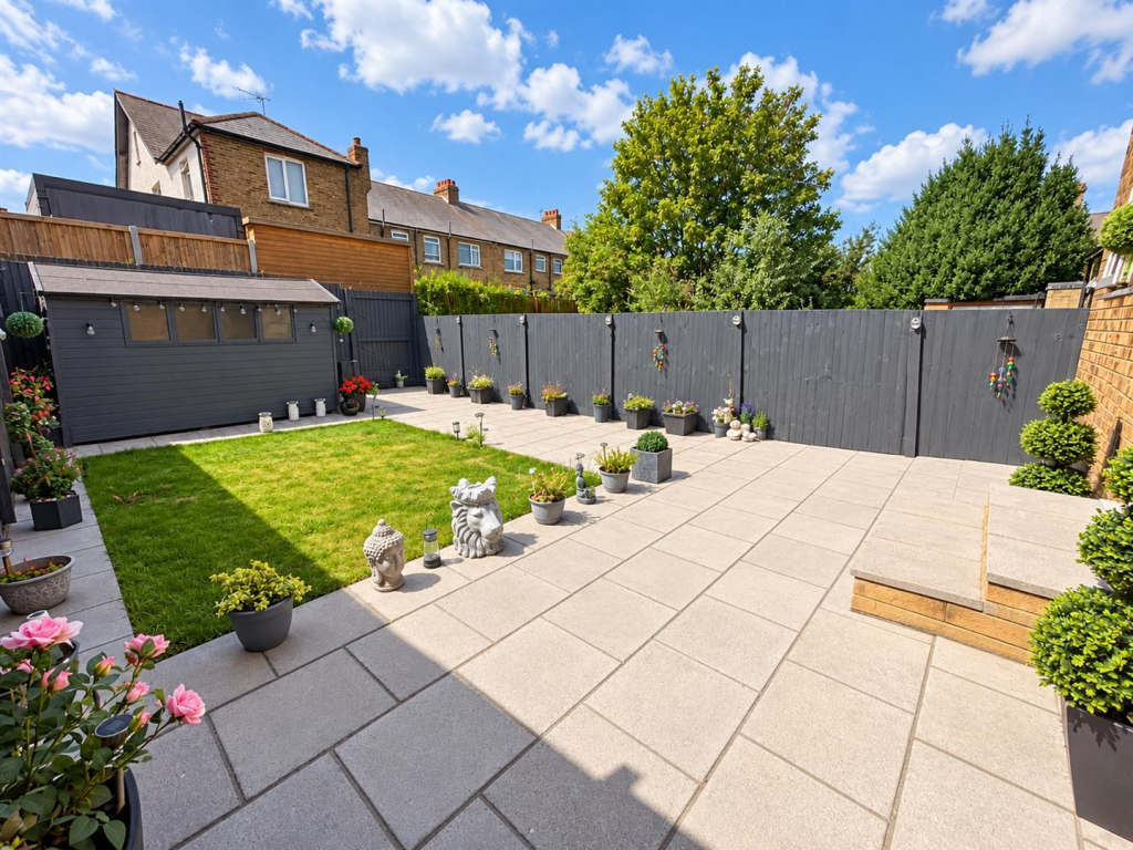 House in Canterbury - View 2