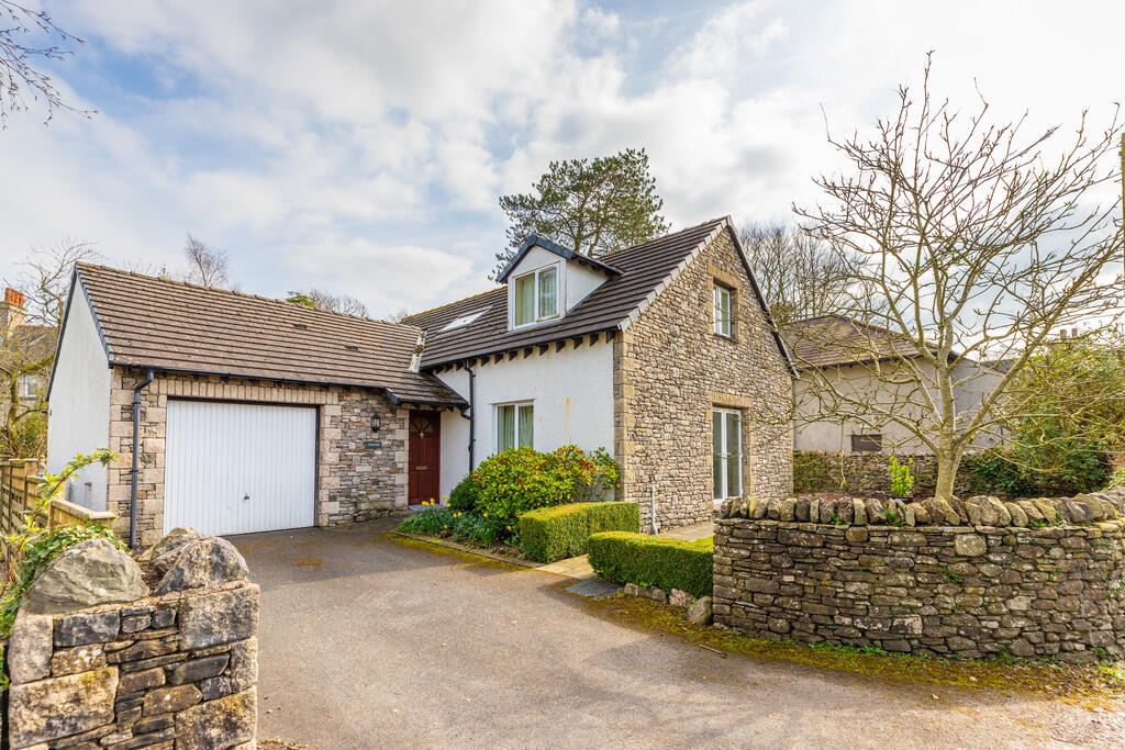 Main image of property: Fieldgate, Natland, LA9 7QQ