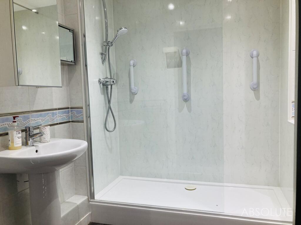 Apartment in Torquay - View 4