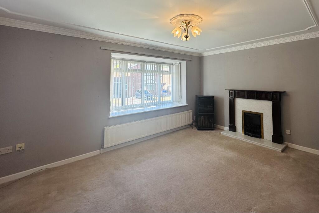 House in Stoke-on-Trent - View 3