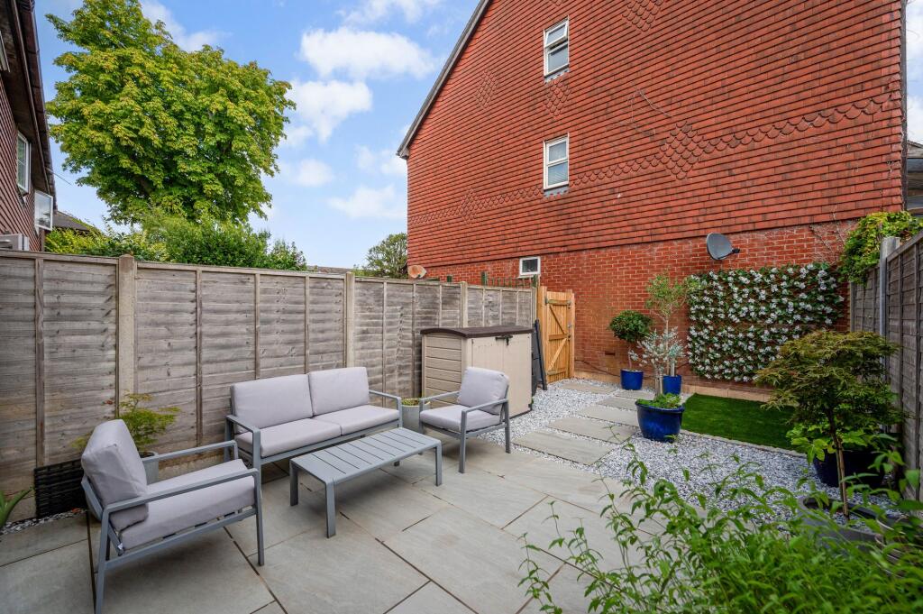 House in Portsmouth - View 4