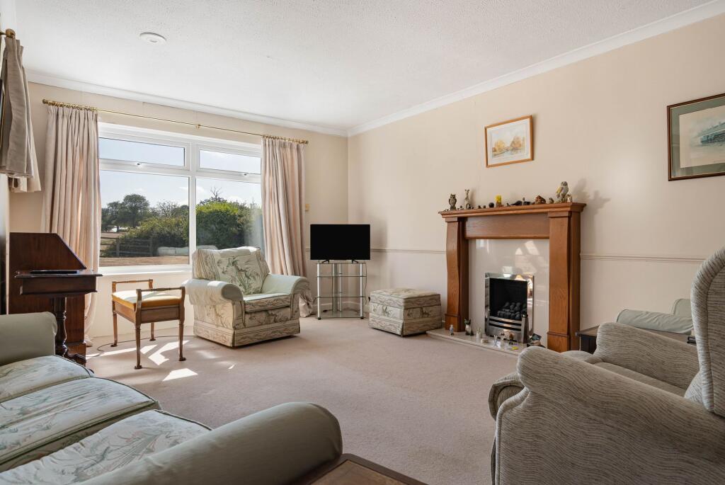 House in Peterborough - View 4