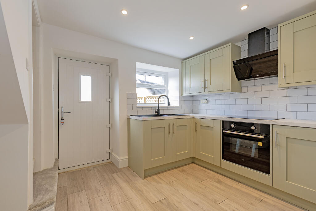 23 Chesterfield Road, Belper, Derbyshire DE56 1FF photo 2