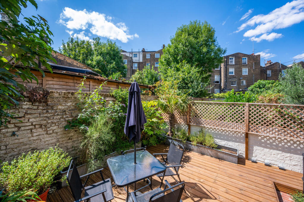 Apartment in London - View 4