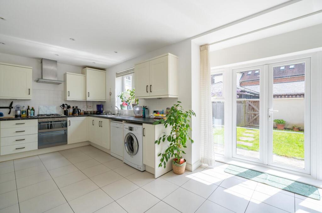 House in Hemel Hempstead - View 2
