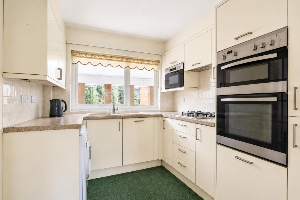 Apartment in York - View 4