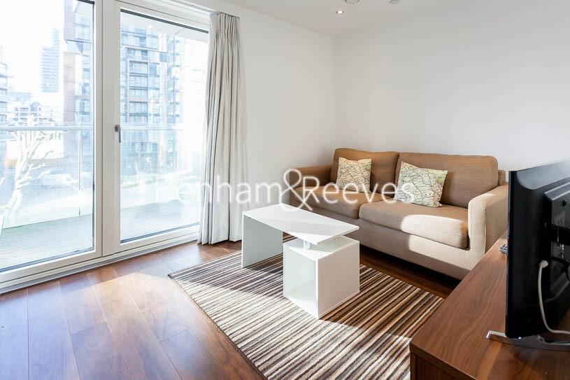 Main image of property: Lincoln Plaza, Canary Wharf, E14