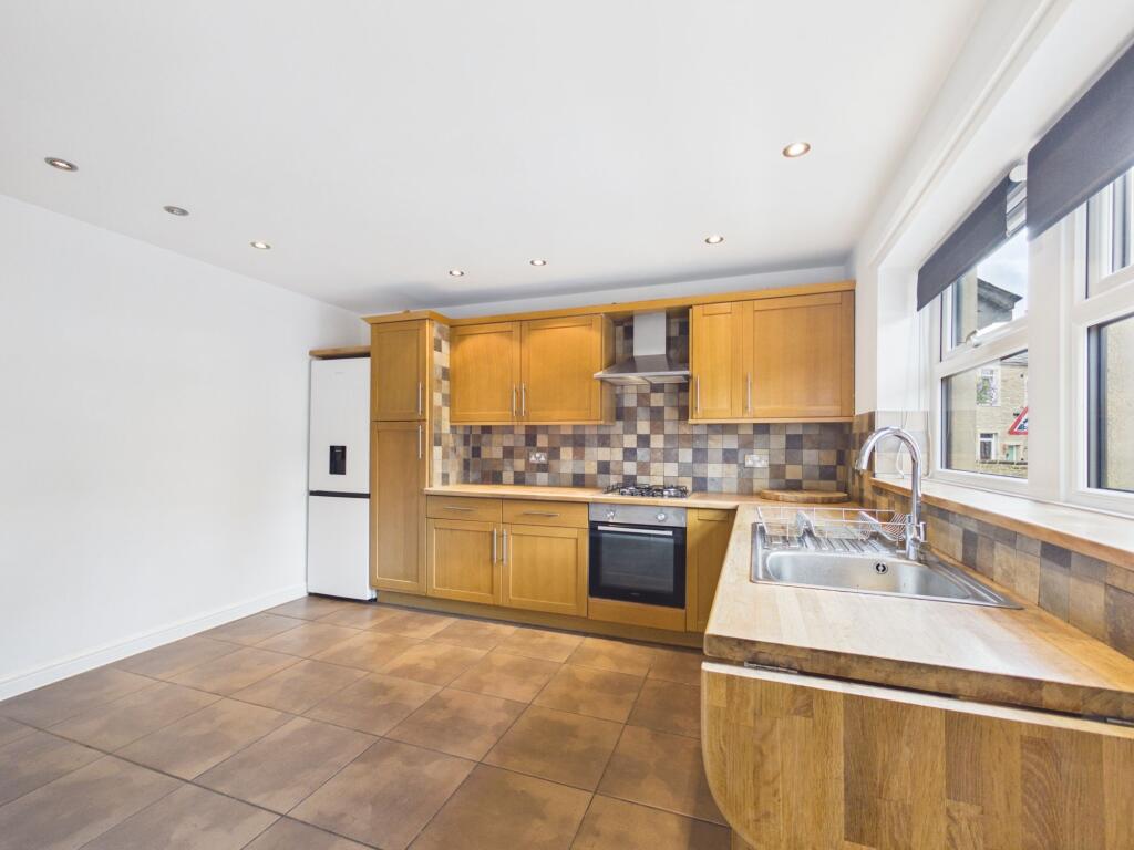 Crossley Place, Skipton, BD23 photo 4