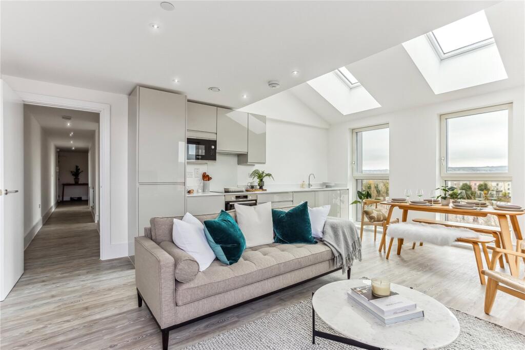 Apartment in Bristol - View 4