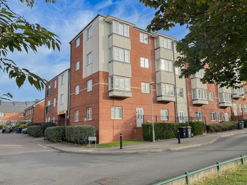 2-bed flat on Ward Street, Birmingham, B23 6GL, £135,000