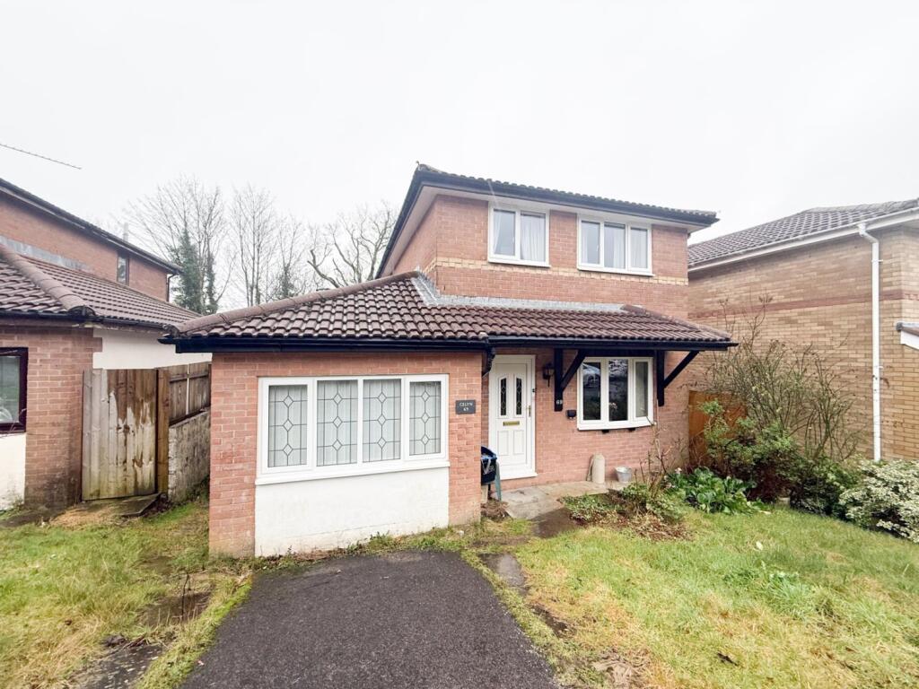 Main image of property: Oaklands View, Greenmeadow, Cwmbran, Torfaen, NP44