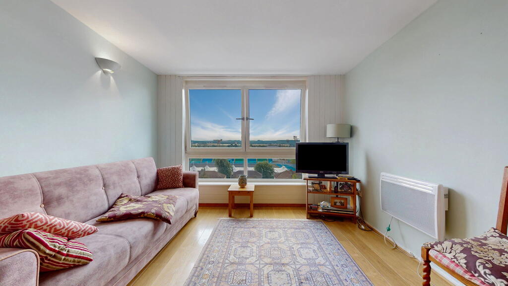 Apartment in Glasgow, Scotstounhill, Jordanhill - View 5
