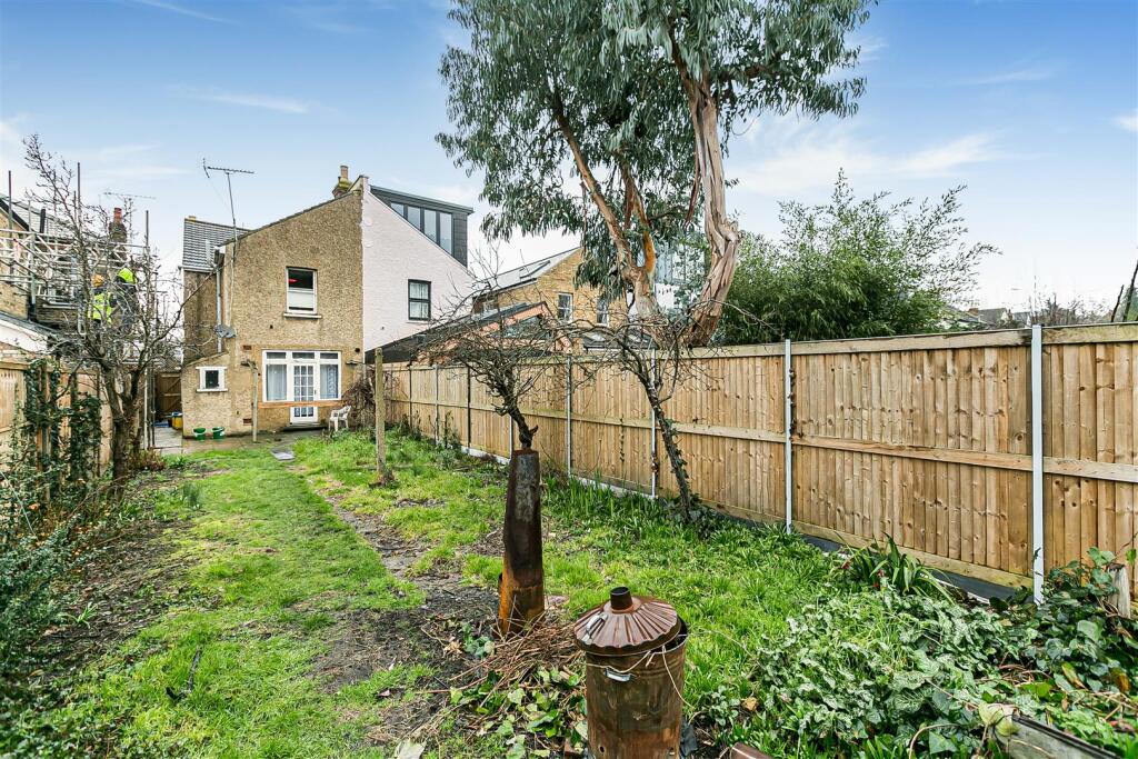 Bockhampton Road, Kingston Upon Thames photo 2