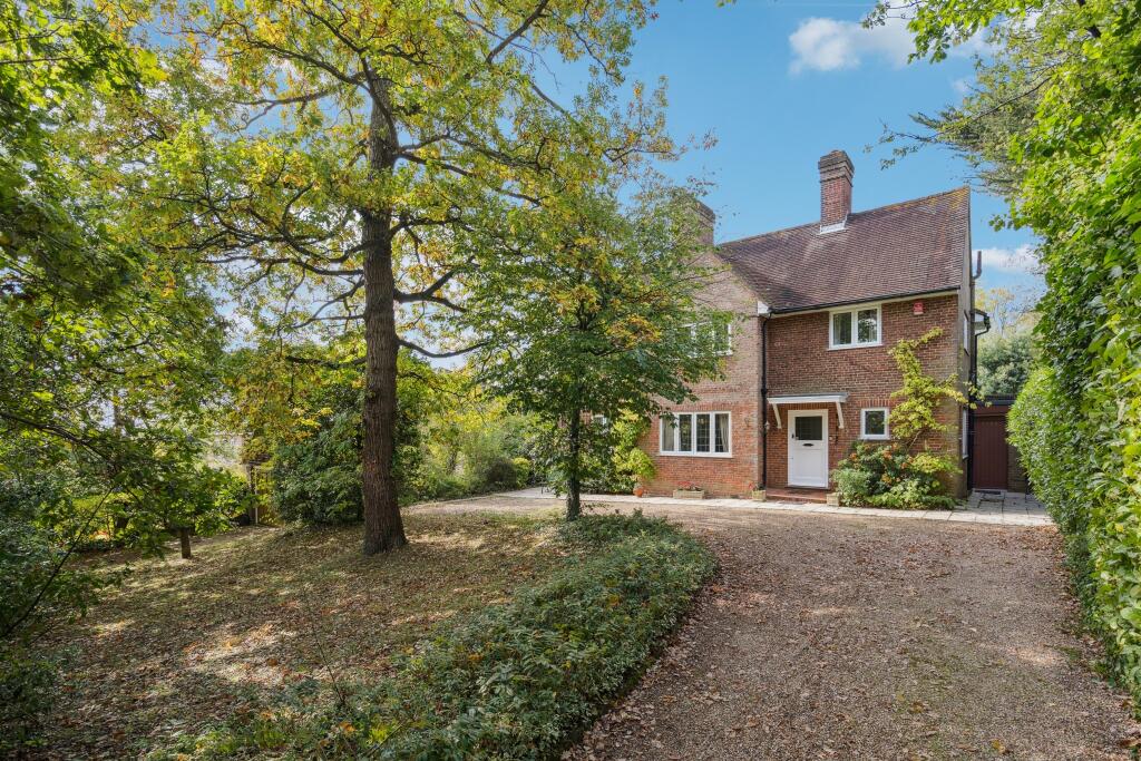 Main image of property: Pinner Hill, Pinner HA5