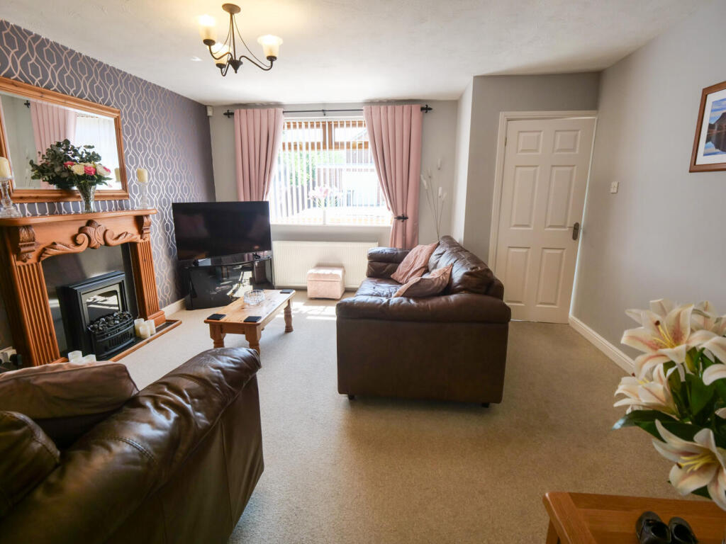 Rosedale Avenue, Heysham, Morecambe - View 5