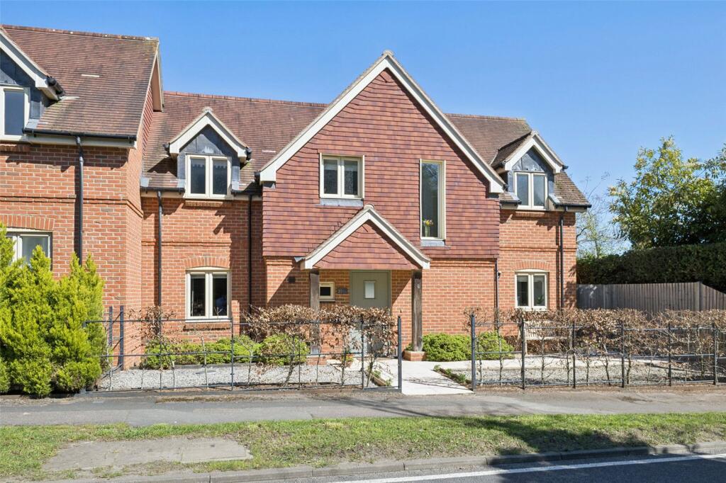 Main image of property: Reading Road, Lower Basildon, Reading, Berkshire, RG8