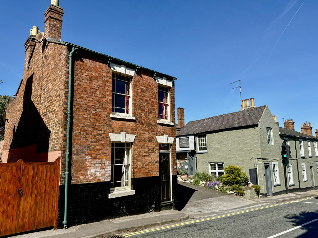 House in East Lindsey, Louth - View 4