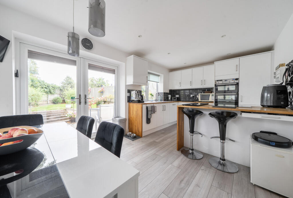 House in Bristol, Longwell Green, Oldland - View 2