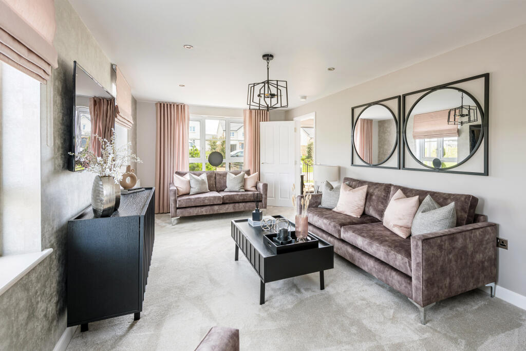 House in Edinburgh, West Craigs - View 2