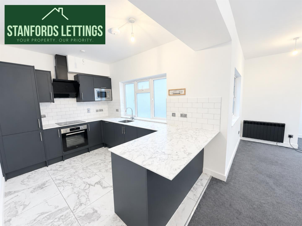 Main image of property: Flat 1, 43 Clarence Square, Brighton
