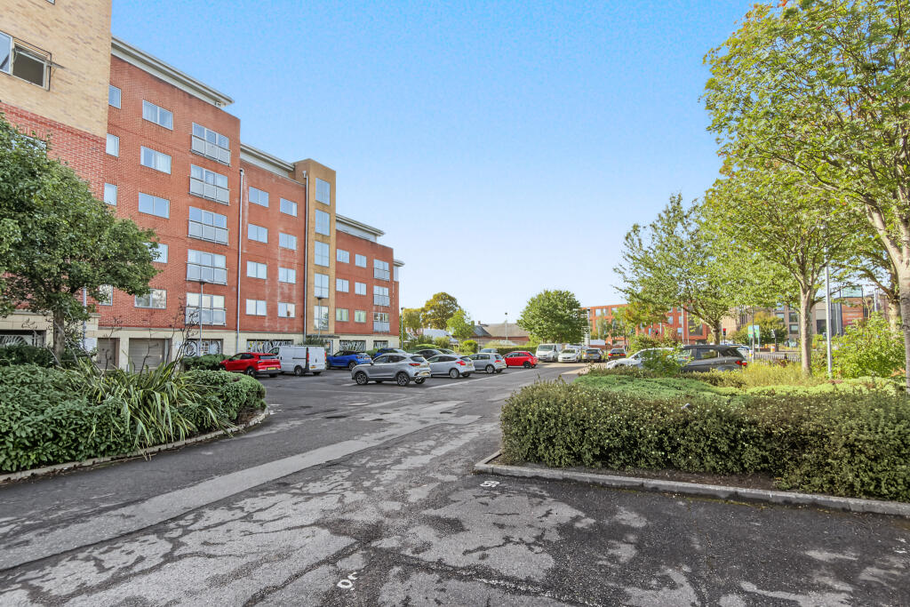 Main image of property: Chantry Waters, Wakefield, WF1