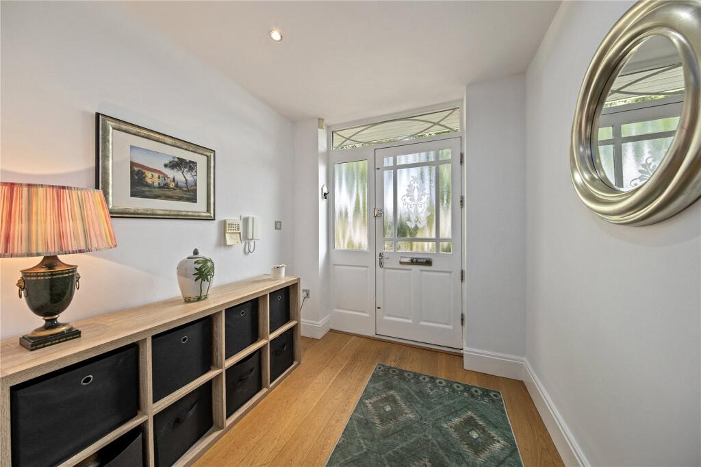 House in London - More