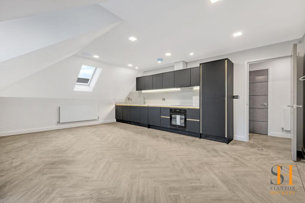 61 Hadham Road, Bishop's Stortford, CM23 photo 2