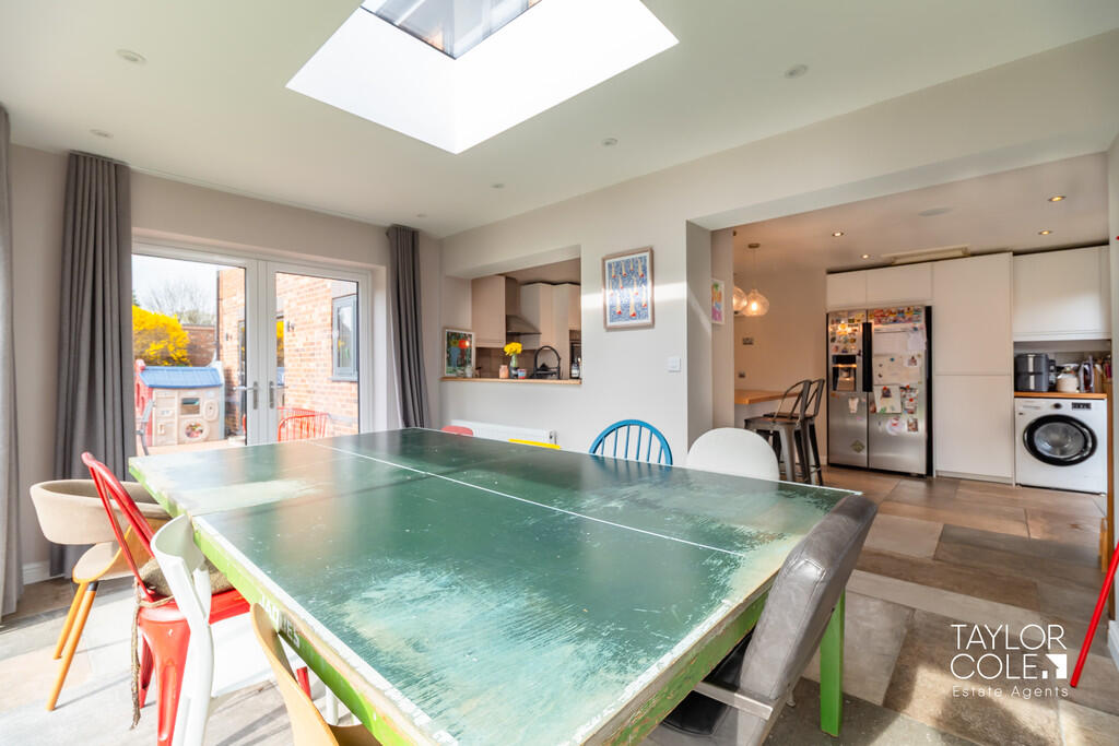 Additional image 18 of Shannon, Belgrave